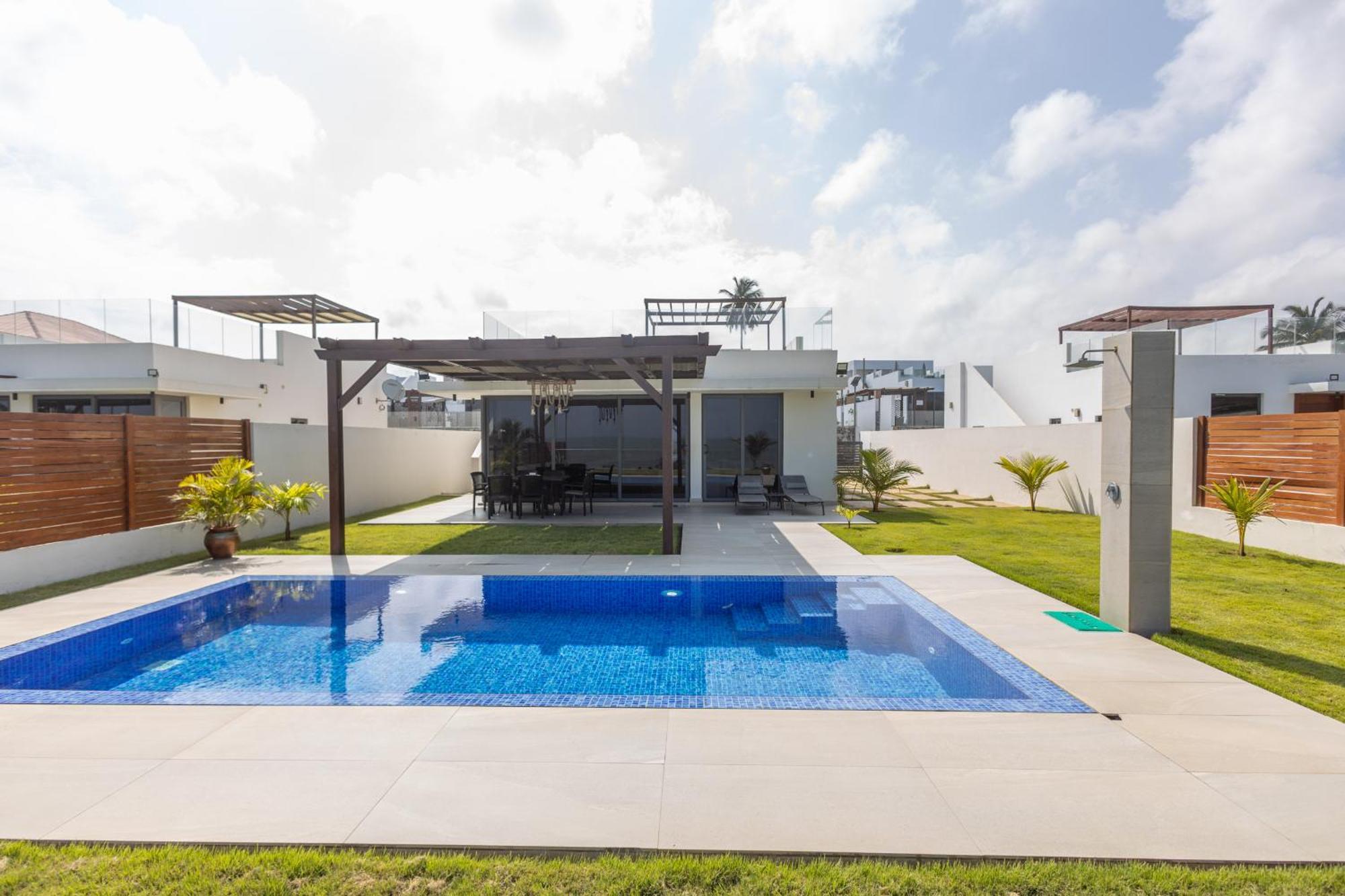 Tills Beach Resort Gomoa Fetteh Buitenkant foto